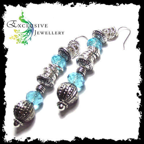 EXCLUSIVE JEWELLERY - "Modern Elegance" Silver & Blue Swarovski Earrings Set