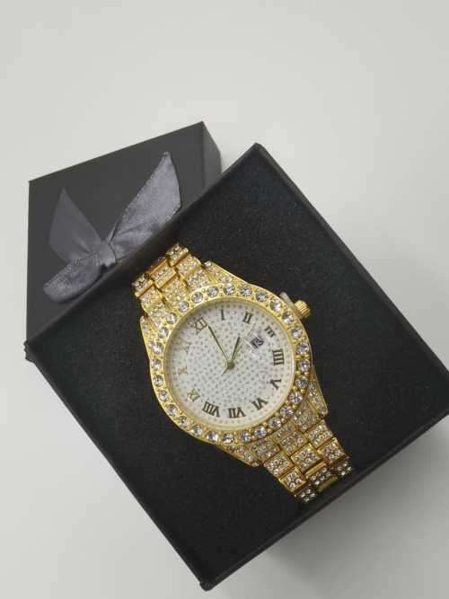 Diamante Decor Roman Numerals Quartz Watch