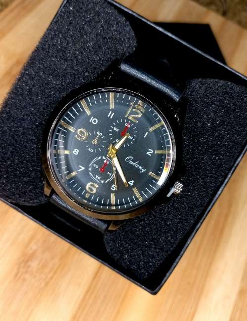 Mens smart casual business design wrist watch