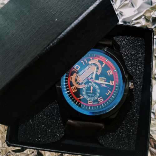 Luxury Mens Analog Wristwatch