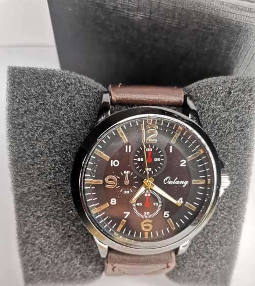 Mens smart casual business design wristwatch