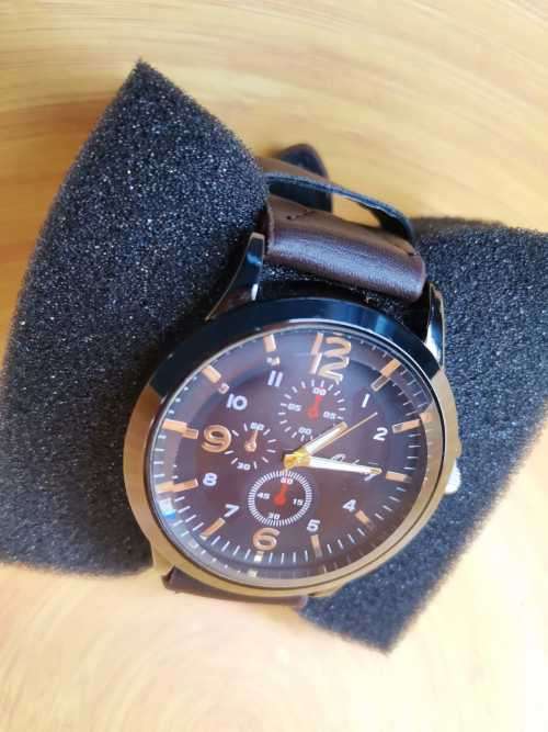 Mens casual business design Analog watch