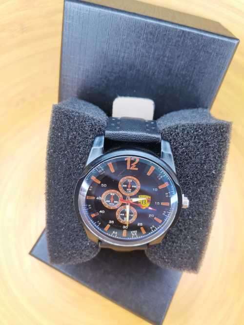 Mens smart casual Analog wristwatch