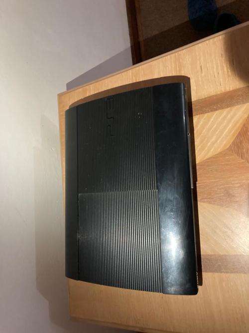 Playstation 3 256 GB With 13 Built In Games Including GTA 5