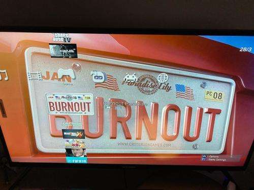 Playstation 3 256 GB With 13 Built In Games Including GTA 5