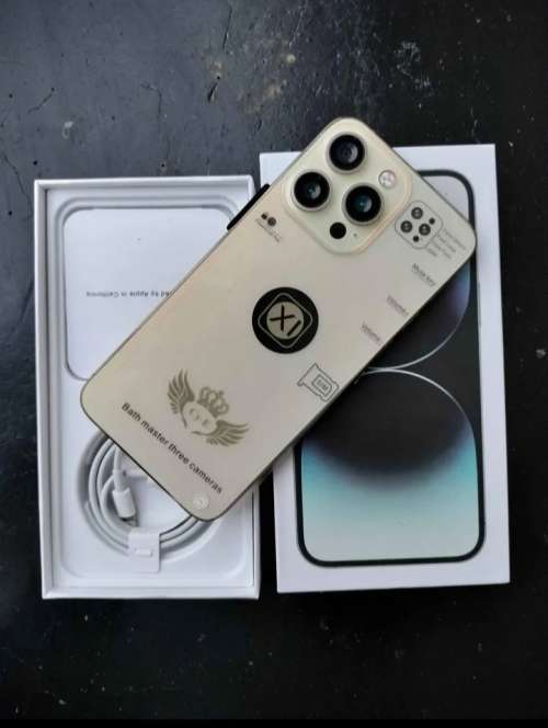 *Buy 1 Get 1 Free* i-14 Pro Max H20 With Android operating System