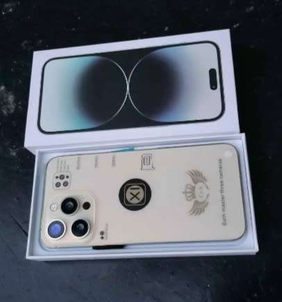 *Buy 1 Get 1 Free* i-14 Pro Max H20 With Android operating System