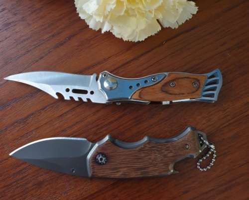 Flip Knife and Buck Knife (REDUCED TO CLEAR)
