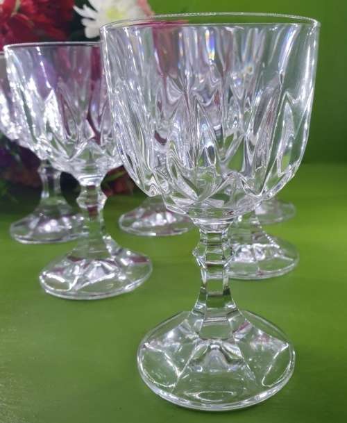 Large Crystal Wine Glasses made in Italy (6)