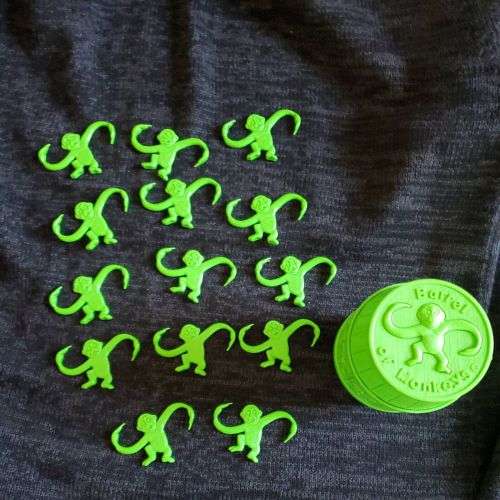 BARREL of MONKEYS with 14 Green Monkeys