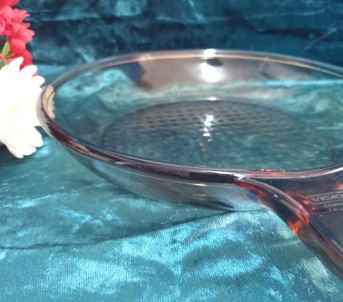 VISION CORNING COOKWARE -  MADE IN FRANCE -  FRYING PAN   -  allan