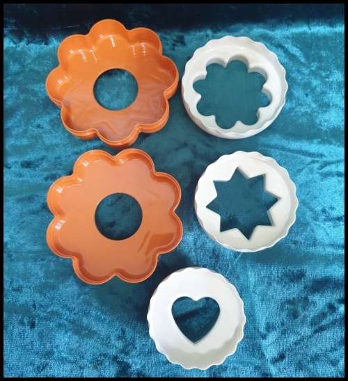 Tupperware Cookie Press