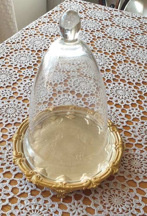 Heavy Metal Tray with Glass Dome