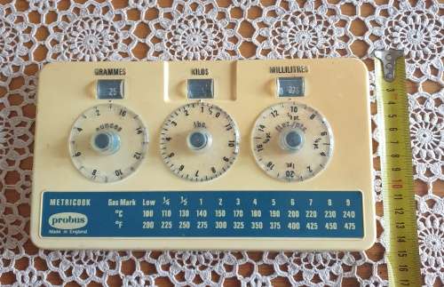 VINTAGE KITCHEN MEASURING PROBUS