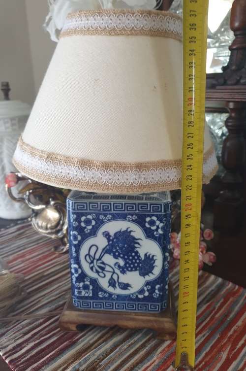 Oriental Blue and White Table Lamp