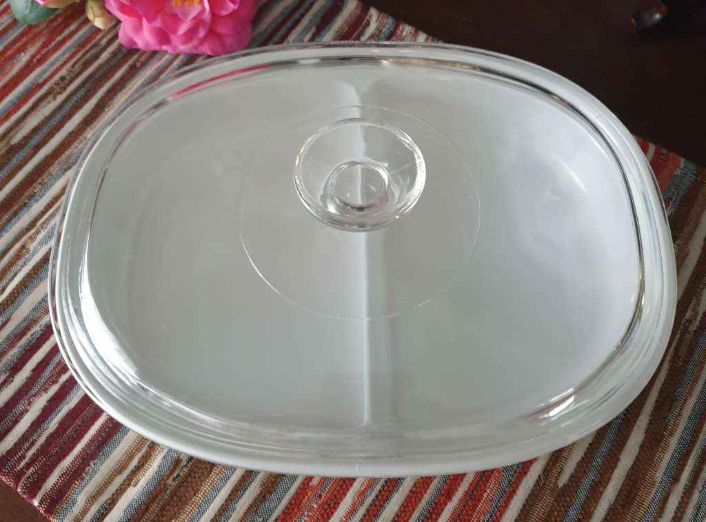 Corning Ware Divided Bowl 01