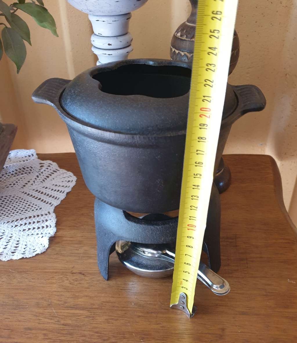 Cast Iron Fondue Pot
