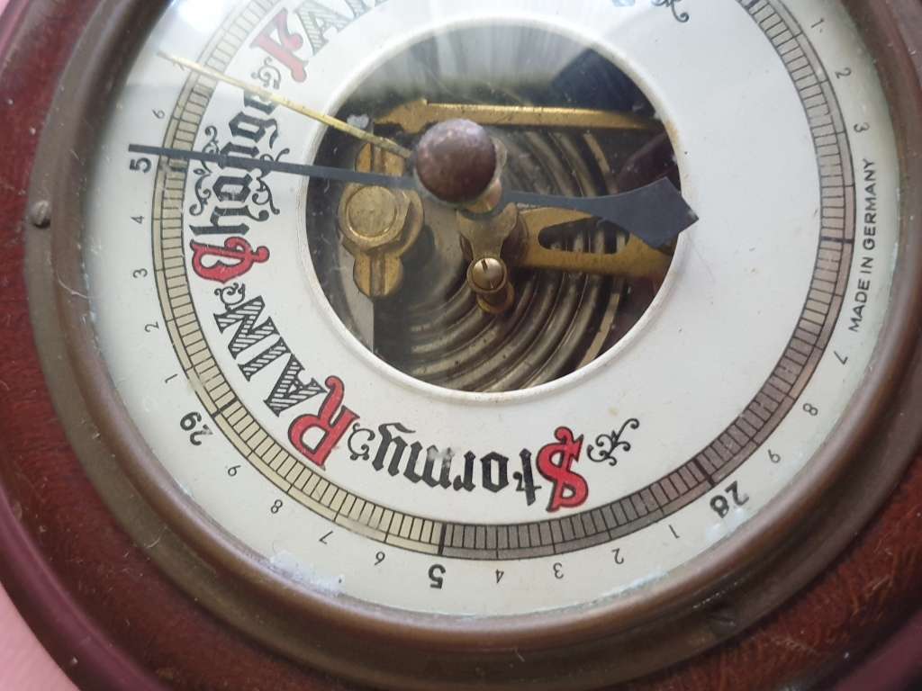 Barometer for Your Collection| DECOR | VINTAGE | BARGAIN!!