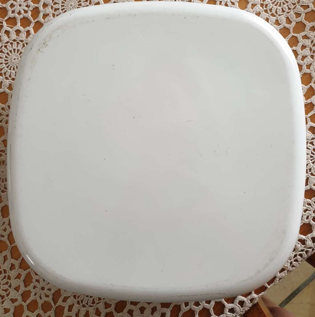 LARGE CORNING WARE BOWL WITH LID | MADE IN THE USA | VERY GOOD CONDITION |
