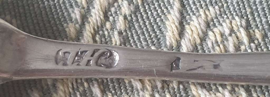 SILVER SPOON | HALLMARKED | VINTAGE | 09