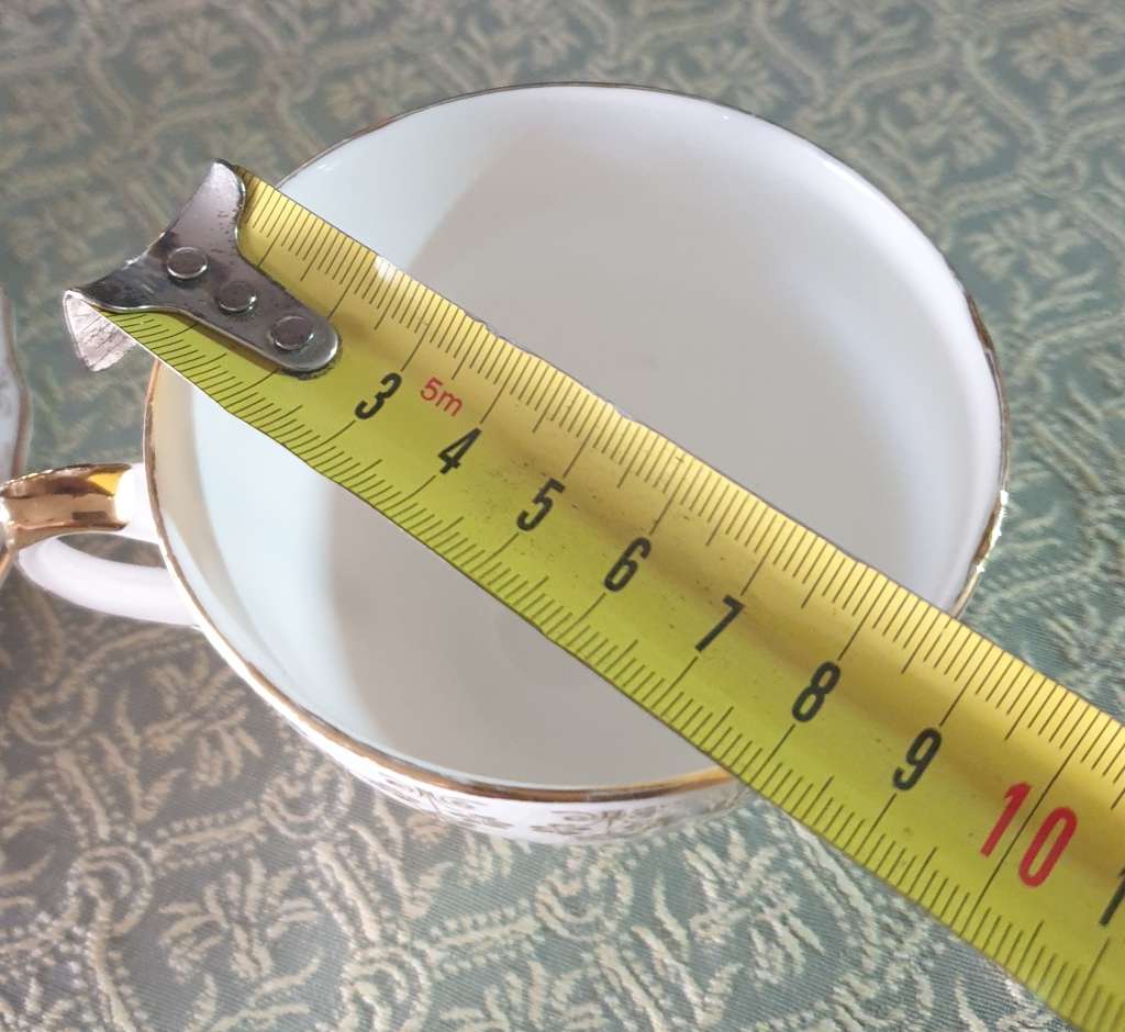 COLCLOUGH RIDGWAY POTTERIES BONE CHINA | SET WITH CAKE PLATE | ENGLAND |