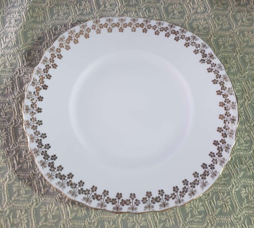 COLCLOUGH RIDGWAY POTTERIES BONE CHINA | SET WITH CAKE PLATE | ENGLAND |