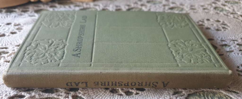 POETRY BOOK | ANTIQUE | COLLECTABLE | DECOR |