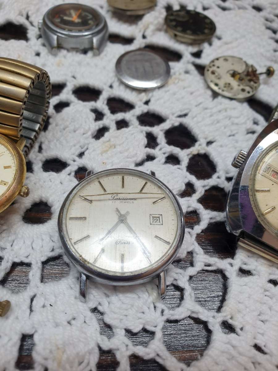 Collection of watches for repairs