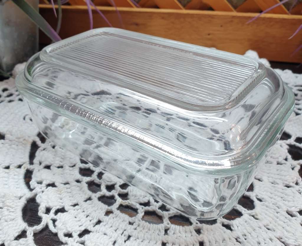 GLASS BUTTER BOWL | FRANCE |