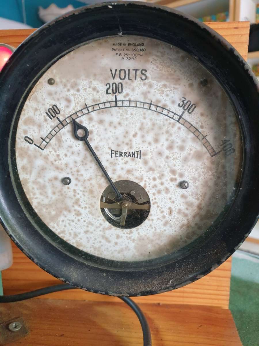 Vintage Ferranti Large Voltmeter - AC 400 Volts