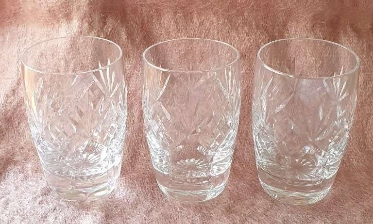 SET OF 3 CRYSTAL GLASSES