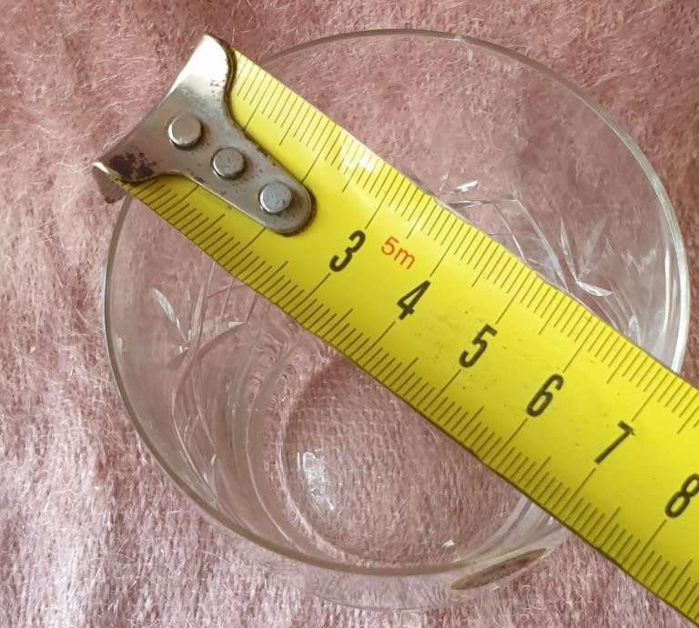 SET OF 5 CRYSTAL GLASSES