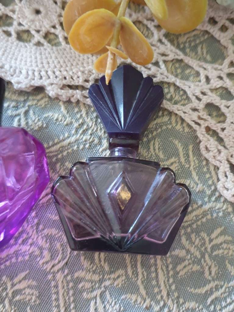 3 SMALL PERFUME BOTTLES