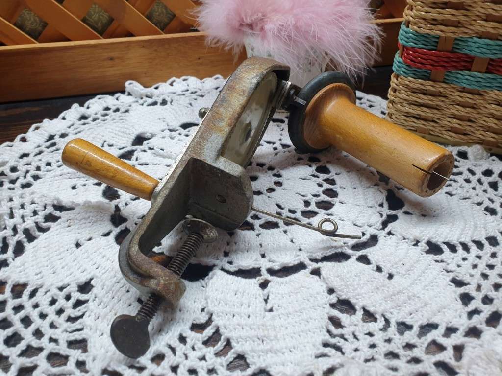 Vintage Knitmaster Automatic