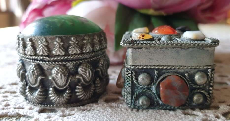 TWO SMALL TRINKET BOXES | METAL | MADE IN INDIA |