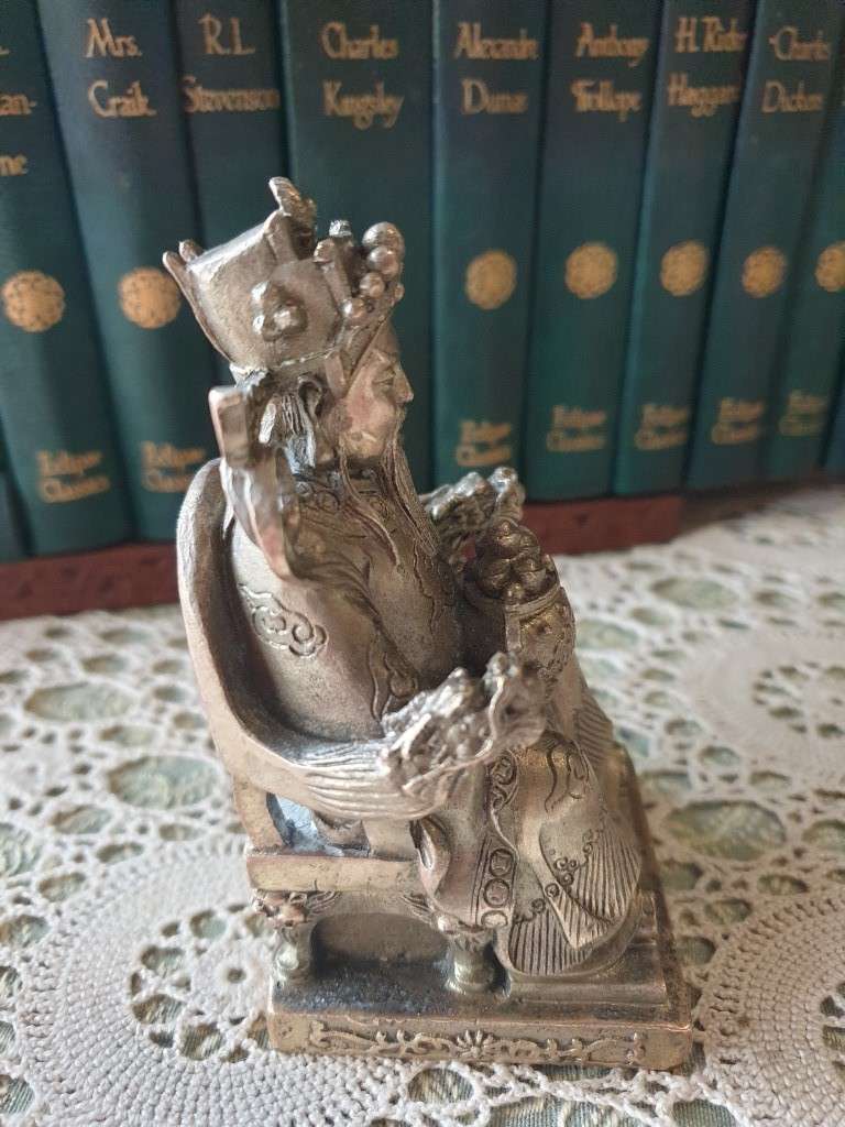 Chinese God of Wealth Statue Feng Shui