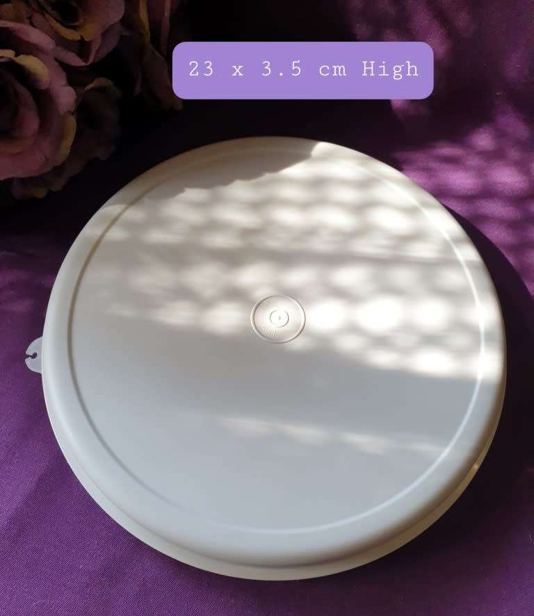 TUPPERWARE VINTAGE CONTAINER