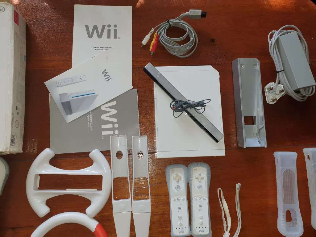 Nintendo Wii -    Massive bundle system
