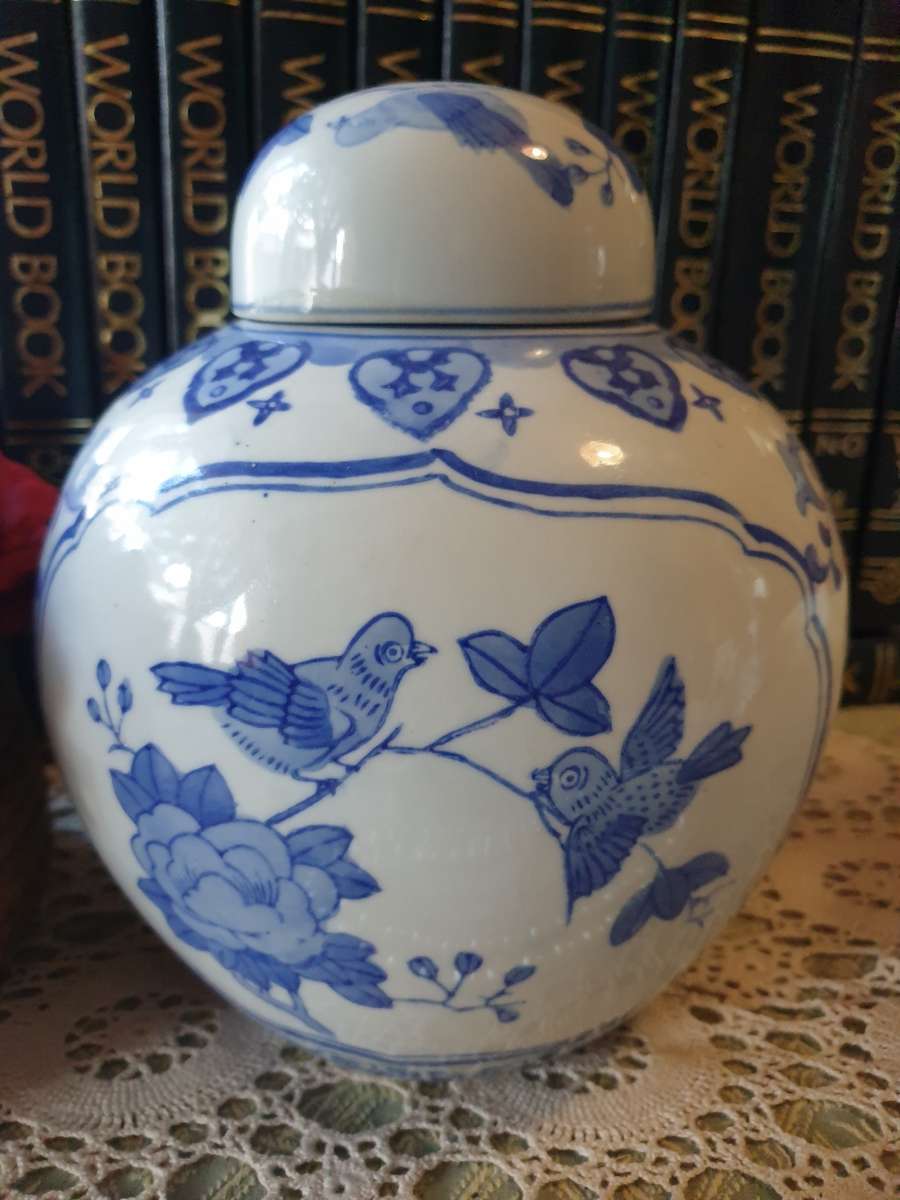 ORIENTAL GINGER JAR | BLUE AND WHITE |