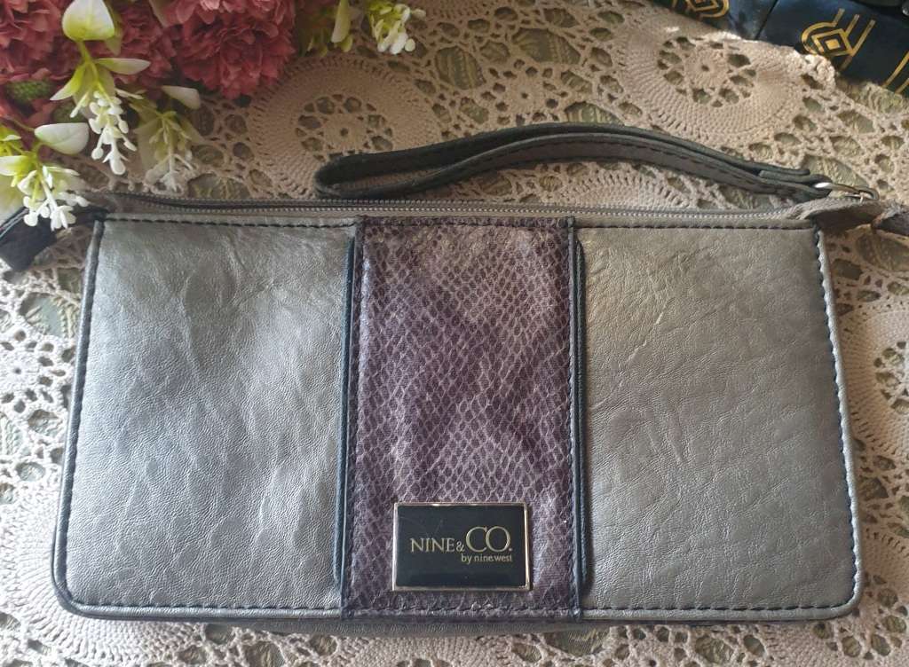 LADIES PURSE