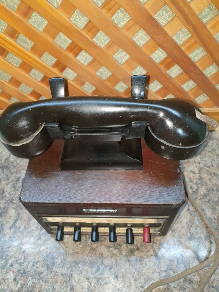 Vintage 1940's Dictograph Telephone Intercom Substation Phone 6 Keys Rare