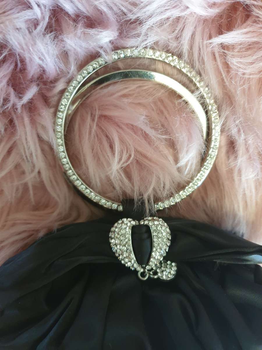 SMALL BLACK EVENING BAG