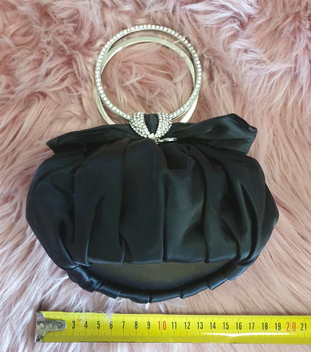 SMALL BLACK EVENING BAG