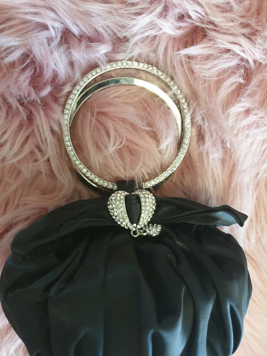 SMALL BLACK EVENING BAG
