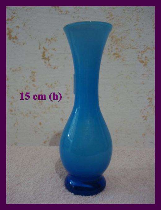 Beautifull Blue  Glass Vase