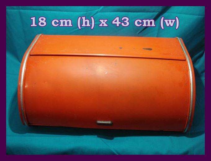 Beautifull Vintage Enamel Bread Bin