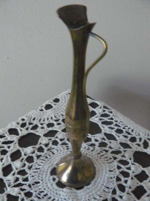 BUD VASE BRASS
