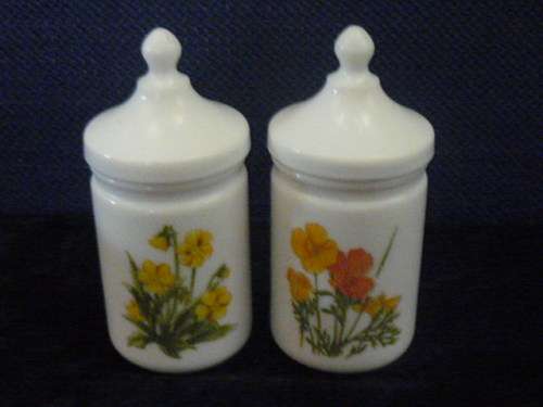 MULTI PURPOUSE JARS WITH LID CERAMIC