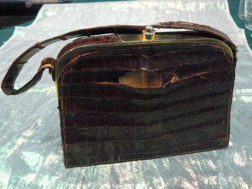 VINTAGE CROCODILE LEATHWER BAG