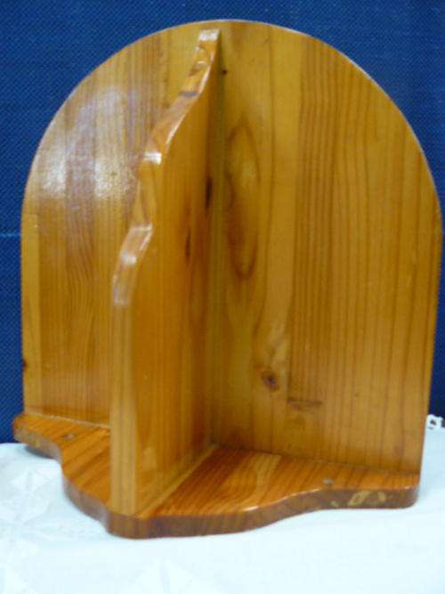 SHELVE FOR YOUR COLLECTABLES PINE